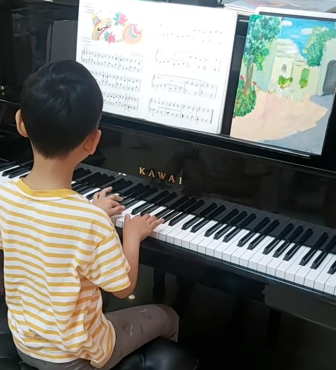 巴斯蒂安3-拍拍手-2022年9月10日